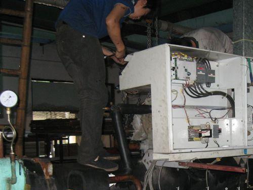 东莞冷水机维修浅谈冷水机的特点